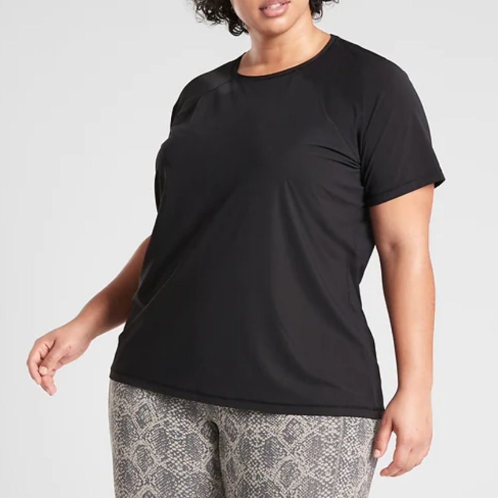 Athleta 1X ultimate train tee in black